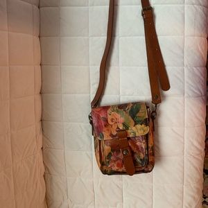 PATRICIA NASH FLORAL CROSSBODY BAG